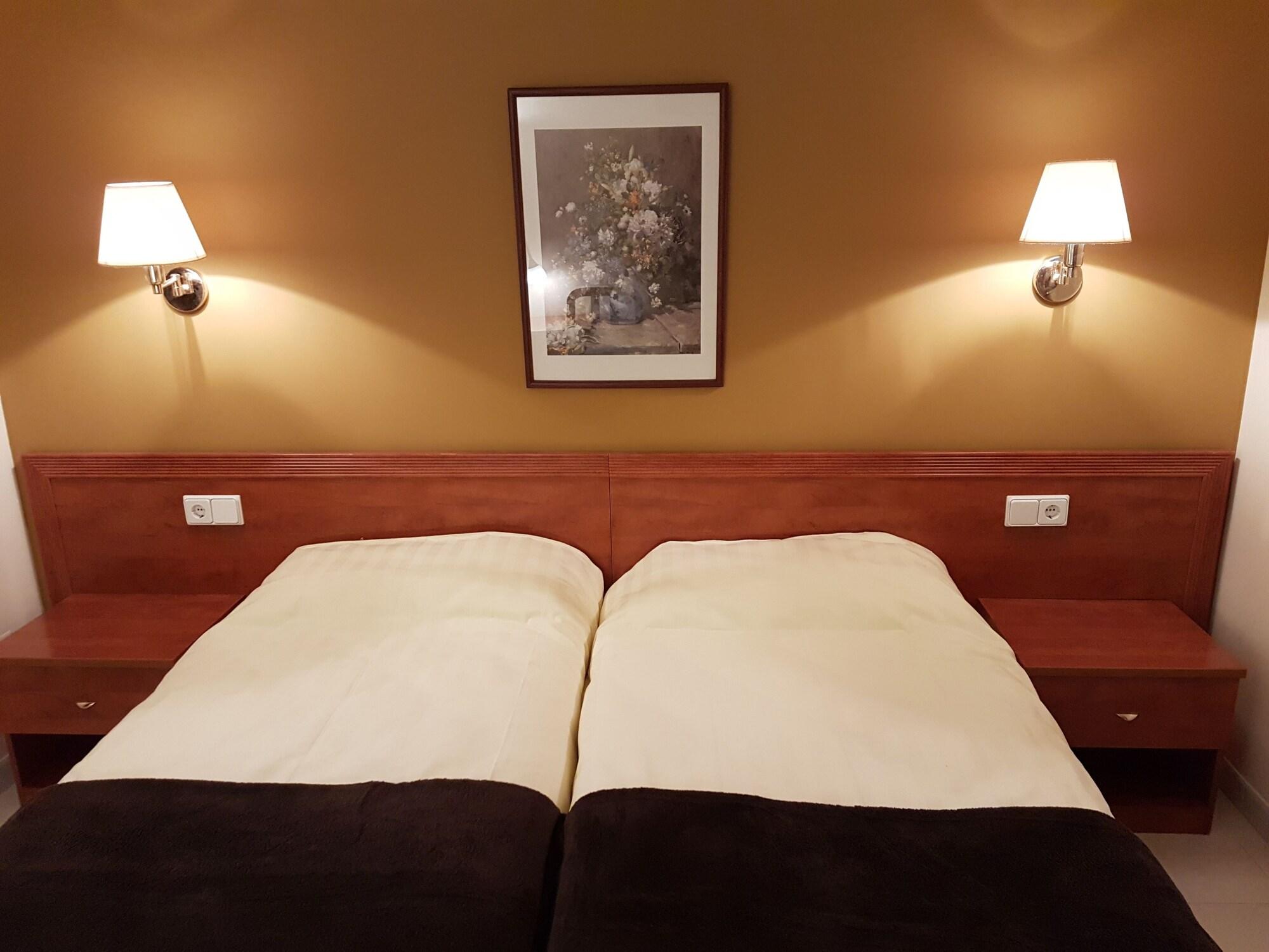 Hotel Guineu ปาสเดลากาซา ภายนอก รูปภาพ