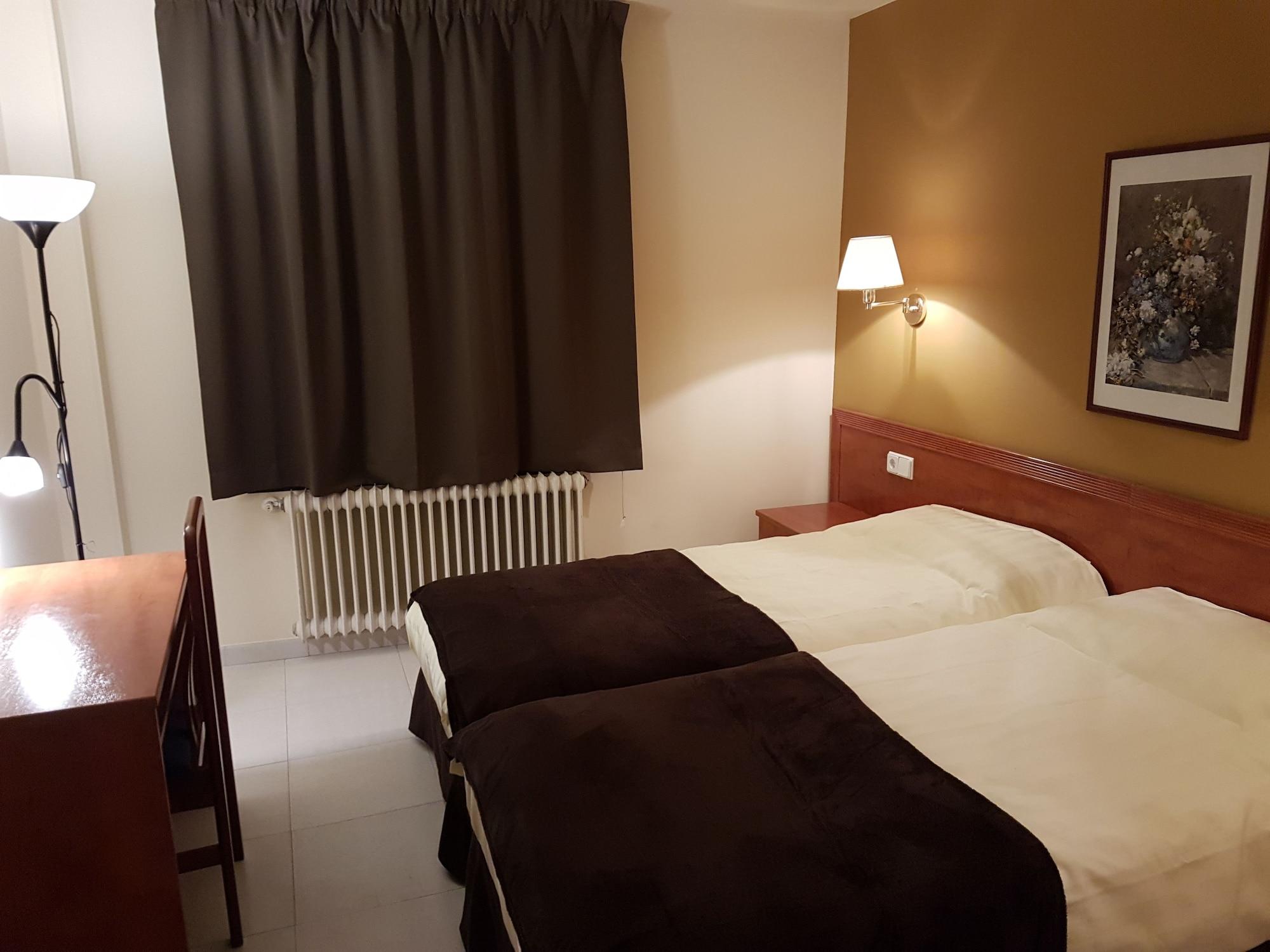 Hotel Guineu ปาสเดลากาซา ภายนอก รูปภาพ