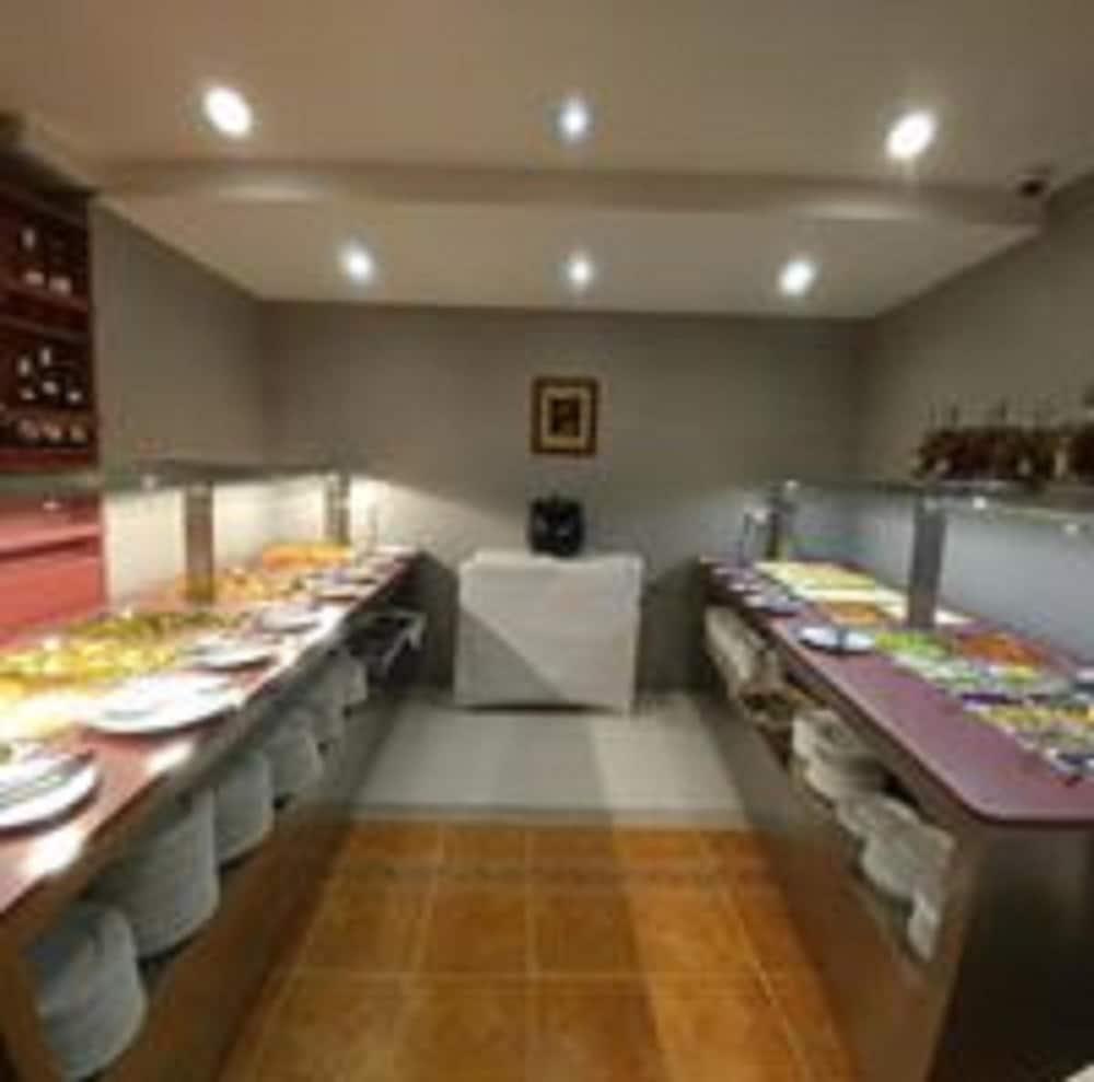 Hotel Guineu ปาสเดลากาซา ภายนอก รูปภาพ
